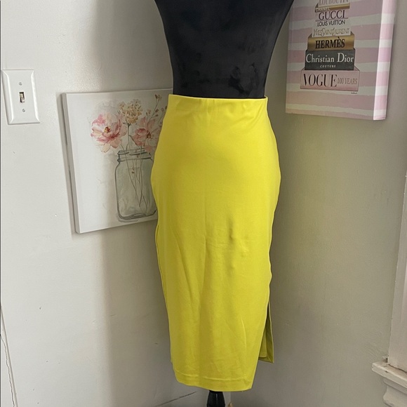 Express Vibrant Yellow Midi Skirt - Picture 1 of 3